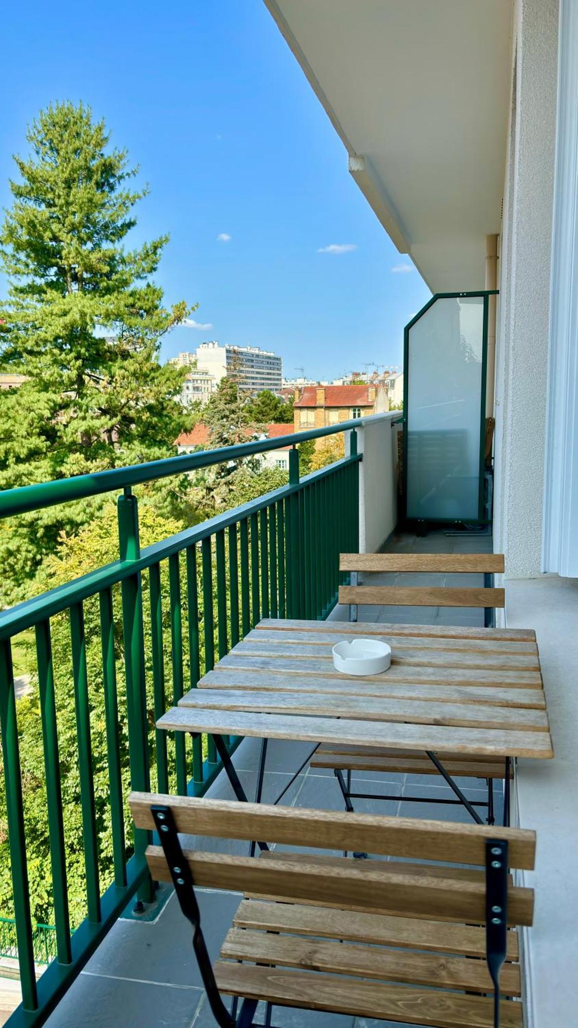 Beau Studio Cosy Et Calme - Face A La Gare De Rosny-Sous-Bois - 20Mn De Paris Et Disneyland מראה חיצוני תמונה